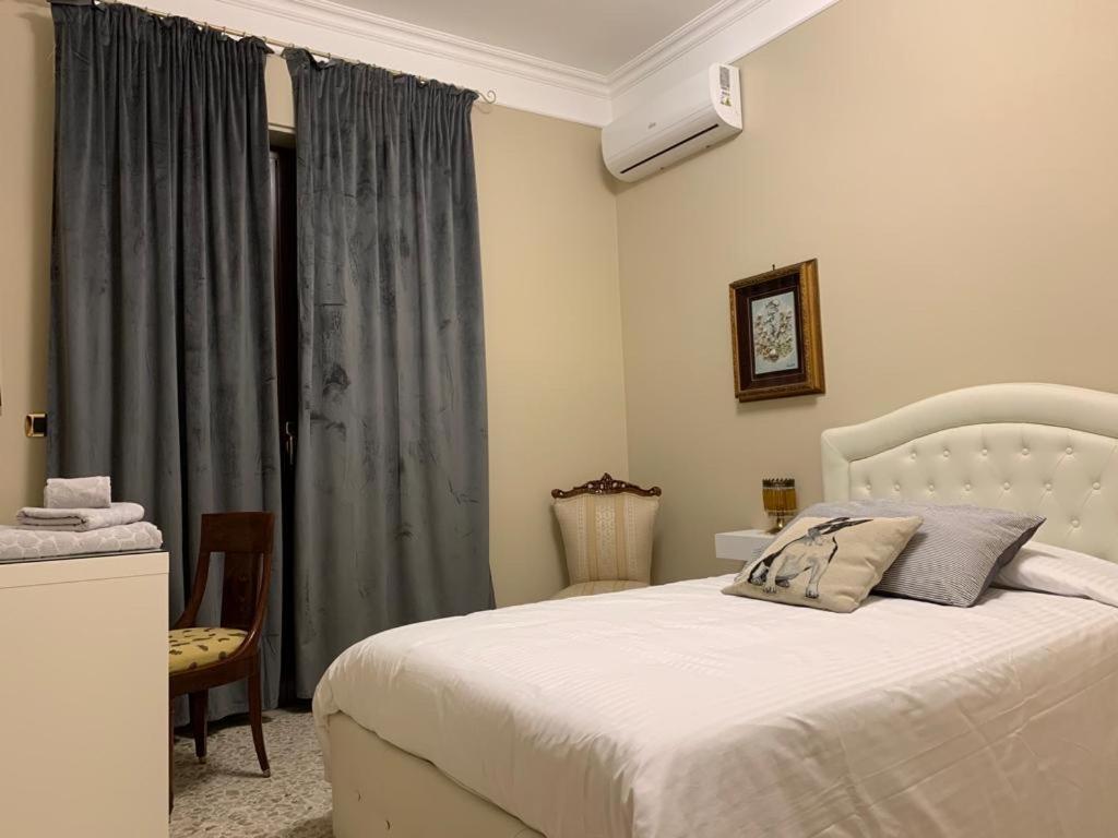 Anna Rooms Aprilia Exterior photo